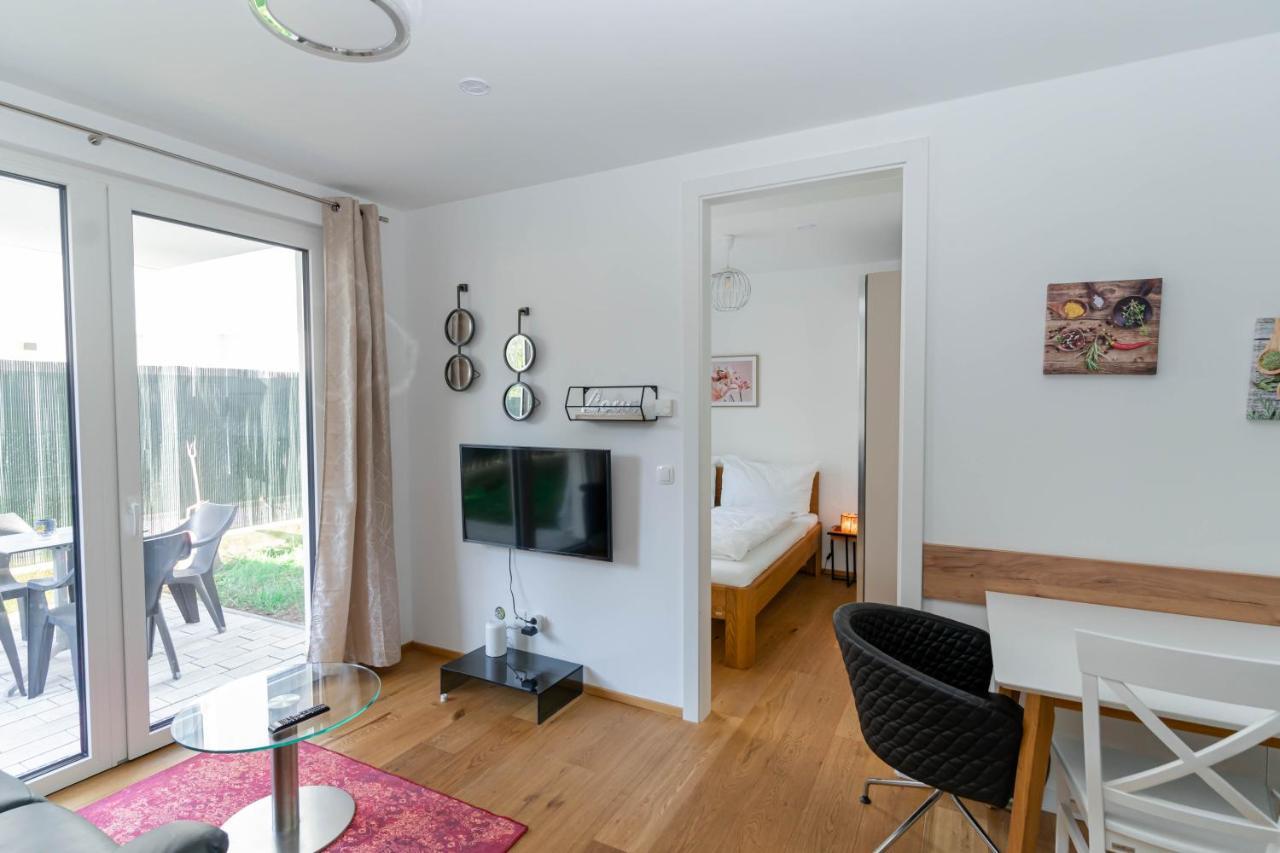 Modern Apartment With Tiny Garden Near City Center Viena Exterior foto